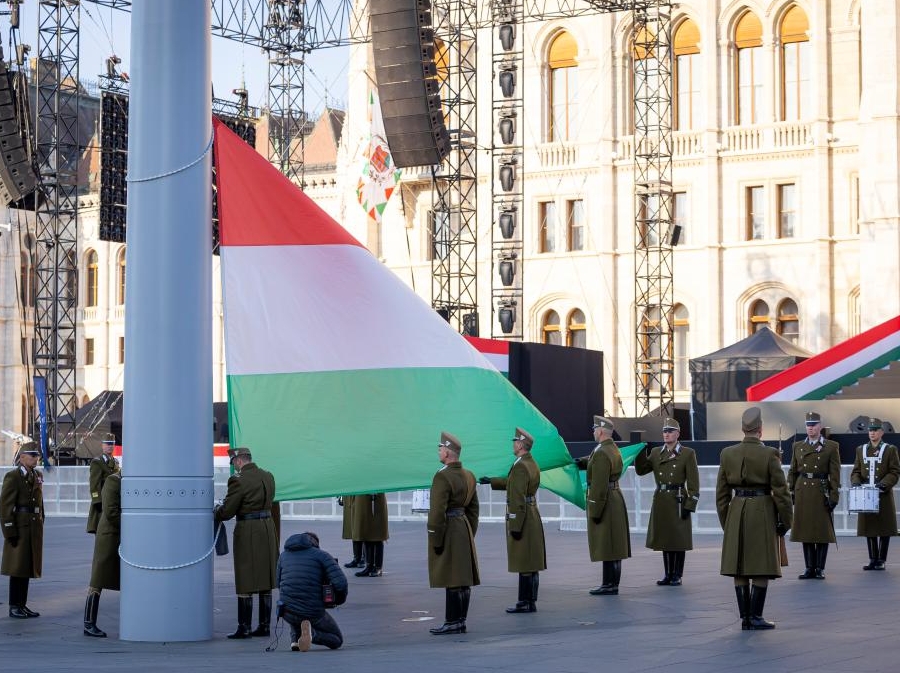  匈牙利外長稱遭竊聽　譴責外部勢力干涉本國選舉